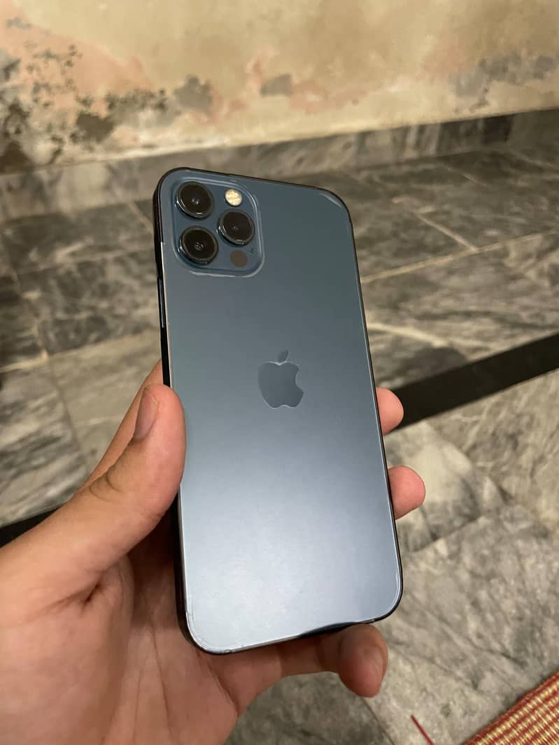 Apple iPhone 12 Pro 1