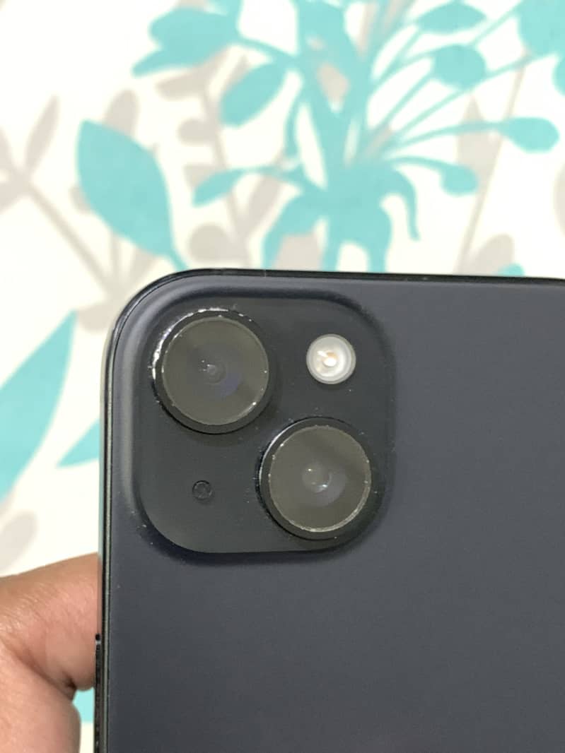 Apple iPhone 15 2