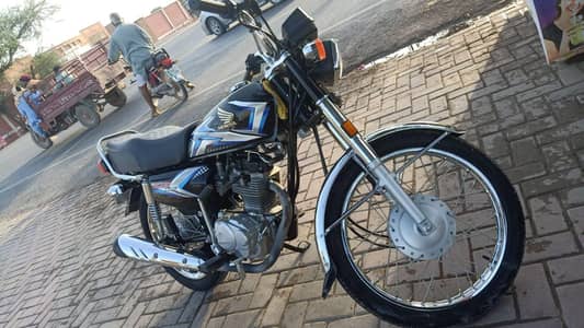 My Honda 125 personal used zero screech like new