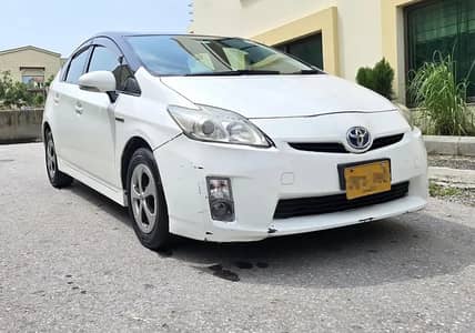 Toyota Prius 2011 | Sindh Registered | Lithium Hybrid Battery | Excell