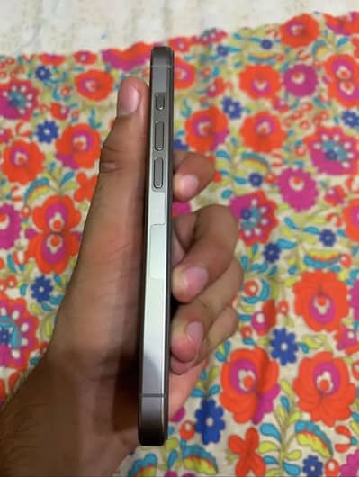 Apple iPhone 15 Pro