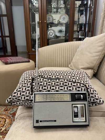 NATIONAL PANASONIC RADIO R-312 (JAPANESE MAKE) FOR SALE