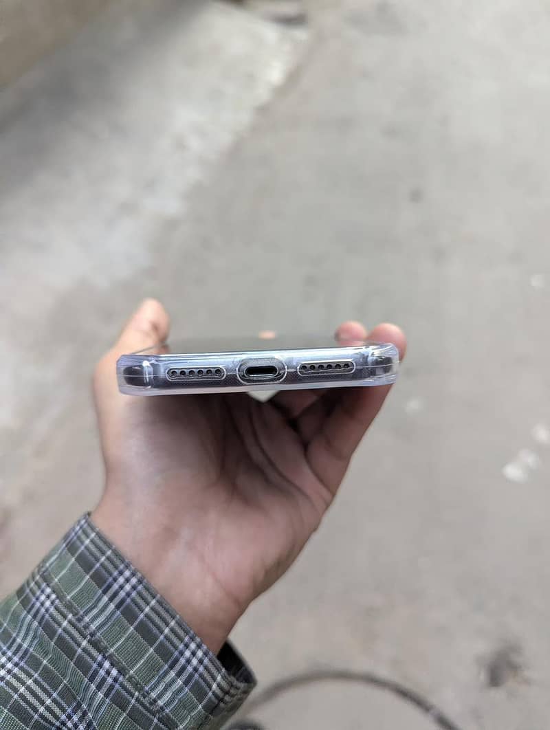 Apple iPhone 11 2