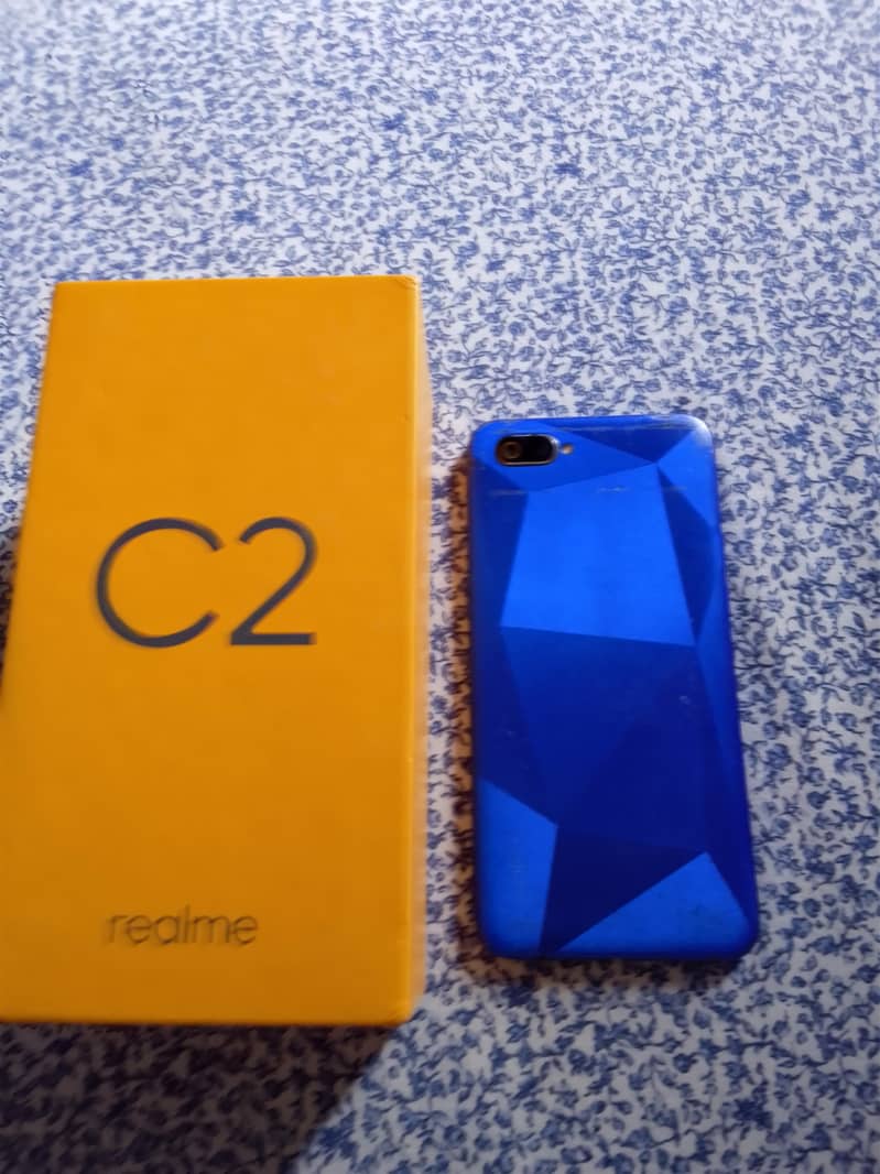Realme C2 4