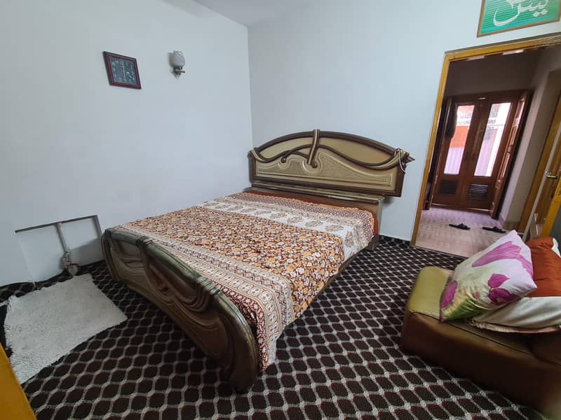 king size bed 3