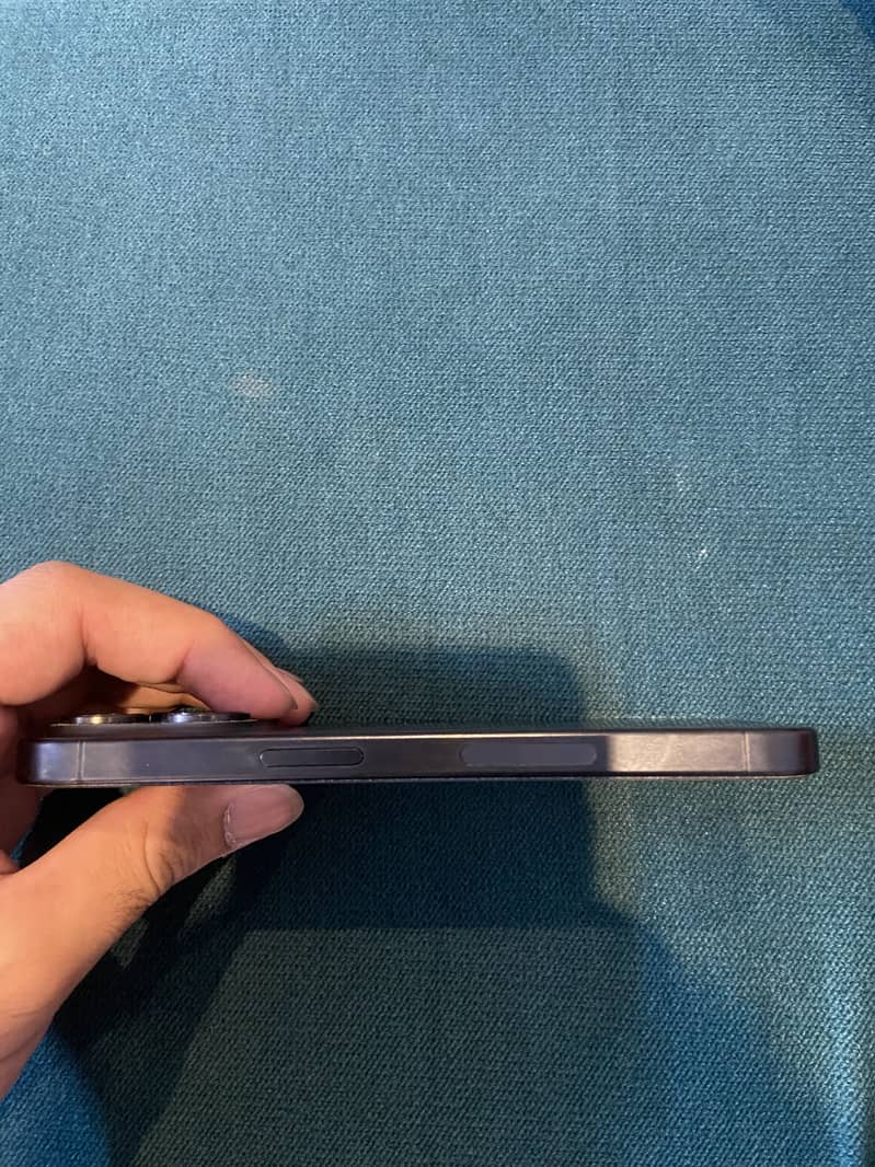 Apple iPhone 15 Pro 5