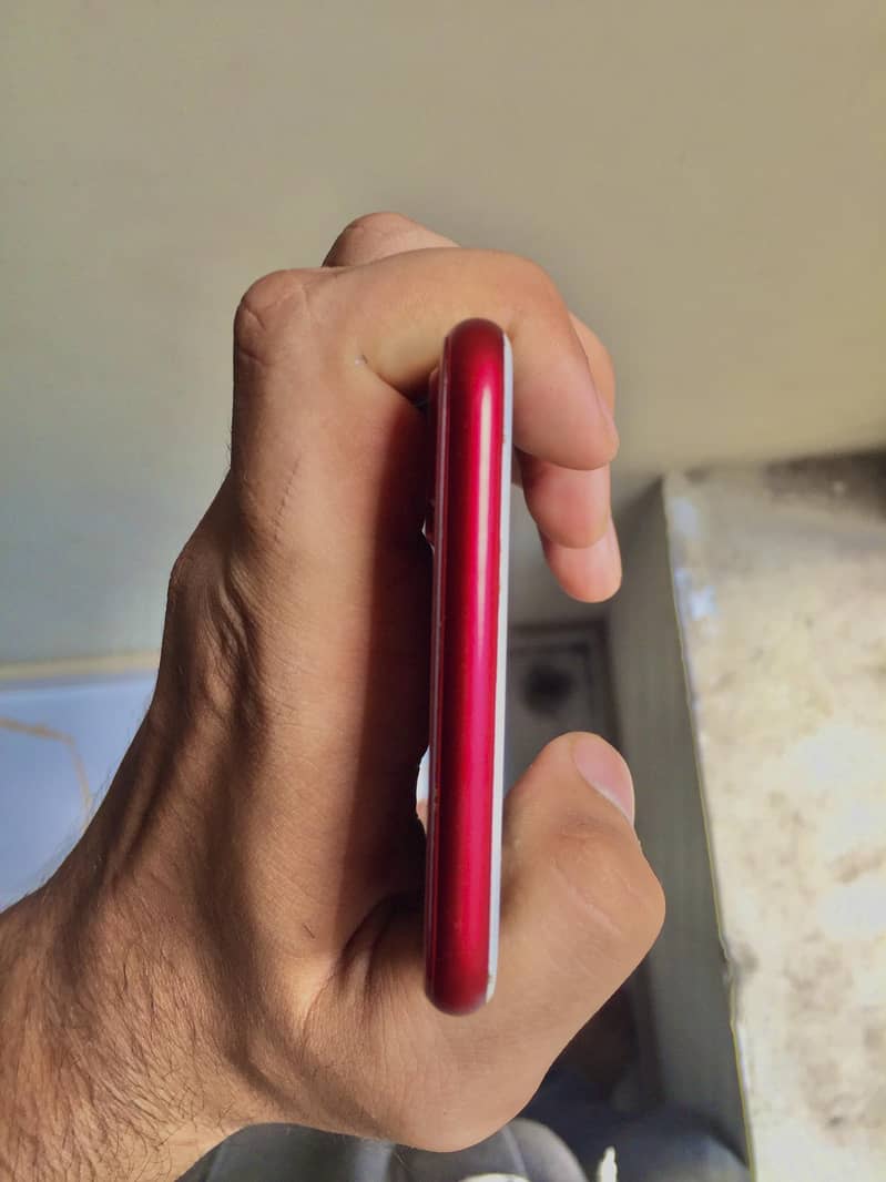 Apple iPhone 8 Plus 2