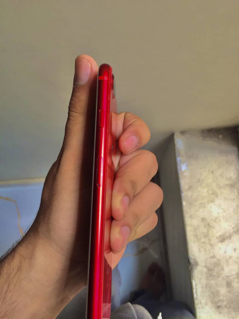 Apple iPhone 8 Plus 3