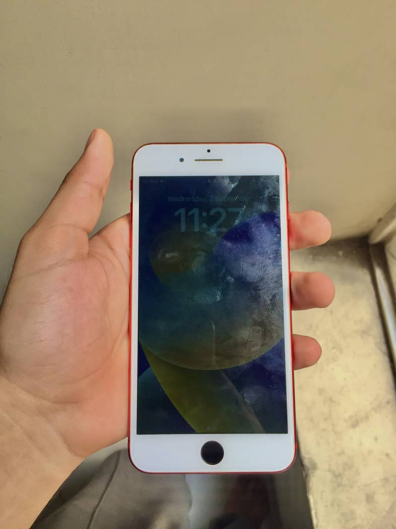 Apple iPhone 8 Plus 5