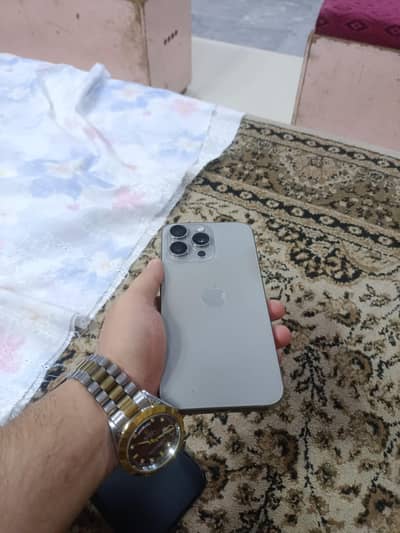 Apple iPhone 15 Pro Max
