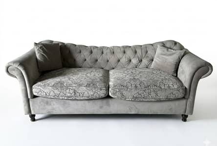 Full Set- Elegant Sofa Set – Comfortable & Well Maintained