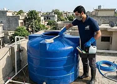 پانی کی ٹینکی صاف کروائیں مناسب قیمت پر 1