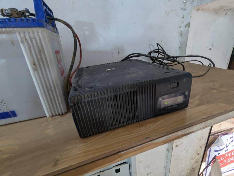 ups with battery 3