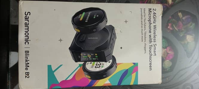 saramonic wireless touch screen microphone