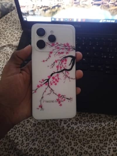 Tecno spark 40