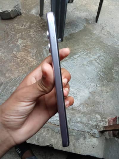 Realme C100i