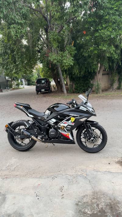 KAWASAKI NINJA 400 2025 replica sports bike