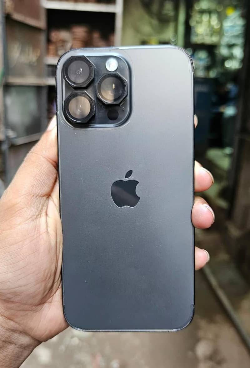 IPhone 16 pro max 5