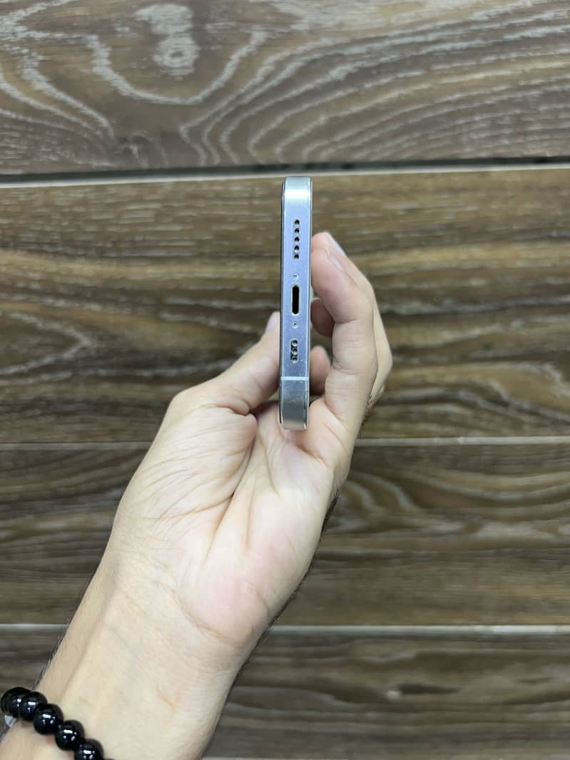 Apple iPhone 12 Pro 3