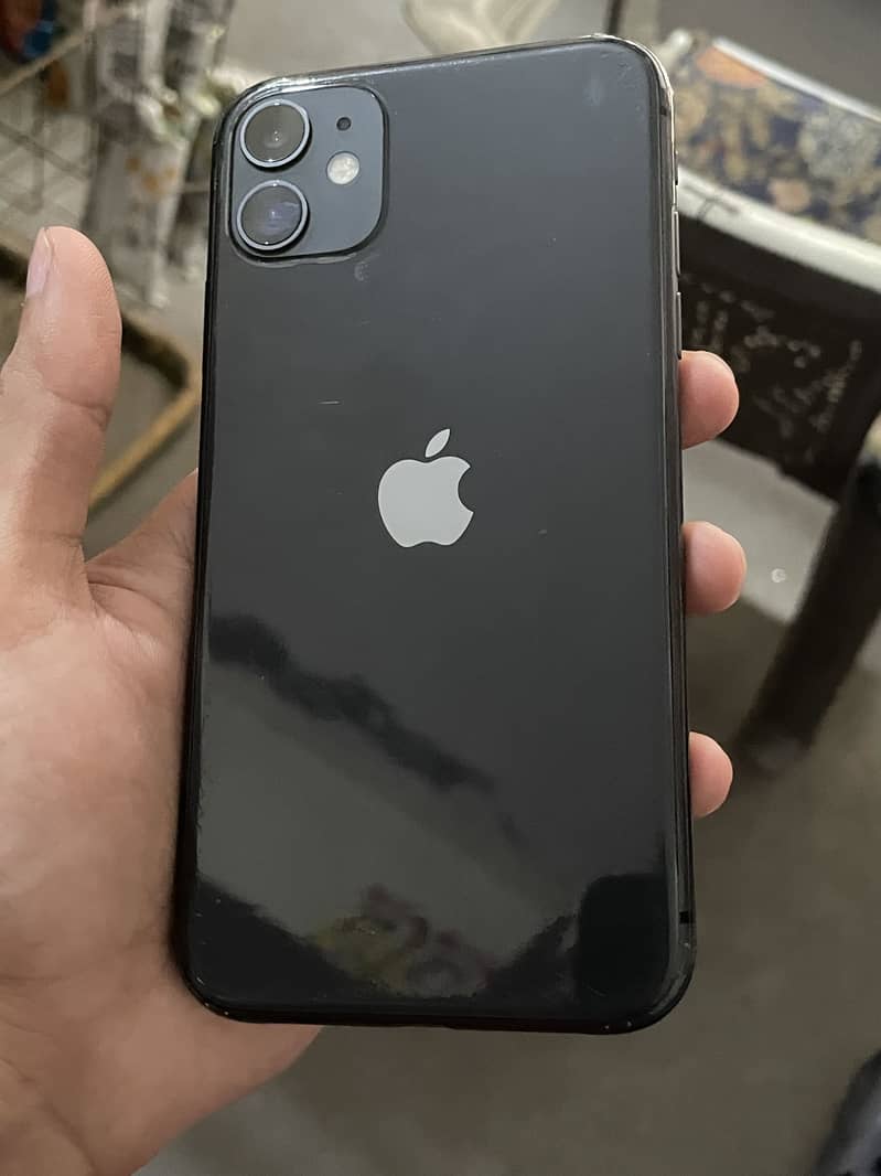 Apple iPhone 11 4