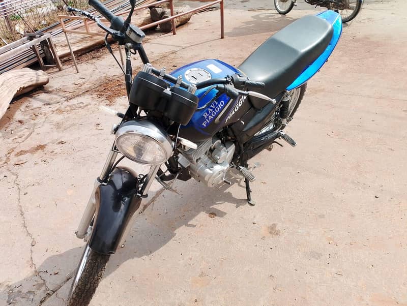 Ravi piaggio 2