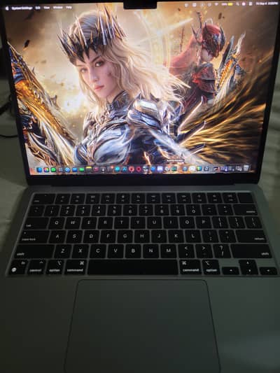 Macbook Air M3  (Late 2024 Model) 8gb/256gb in Perfect Condition read