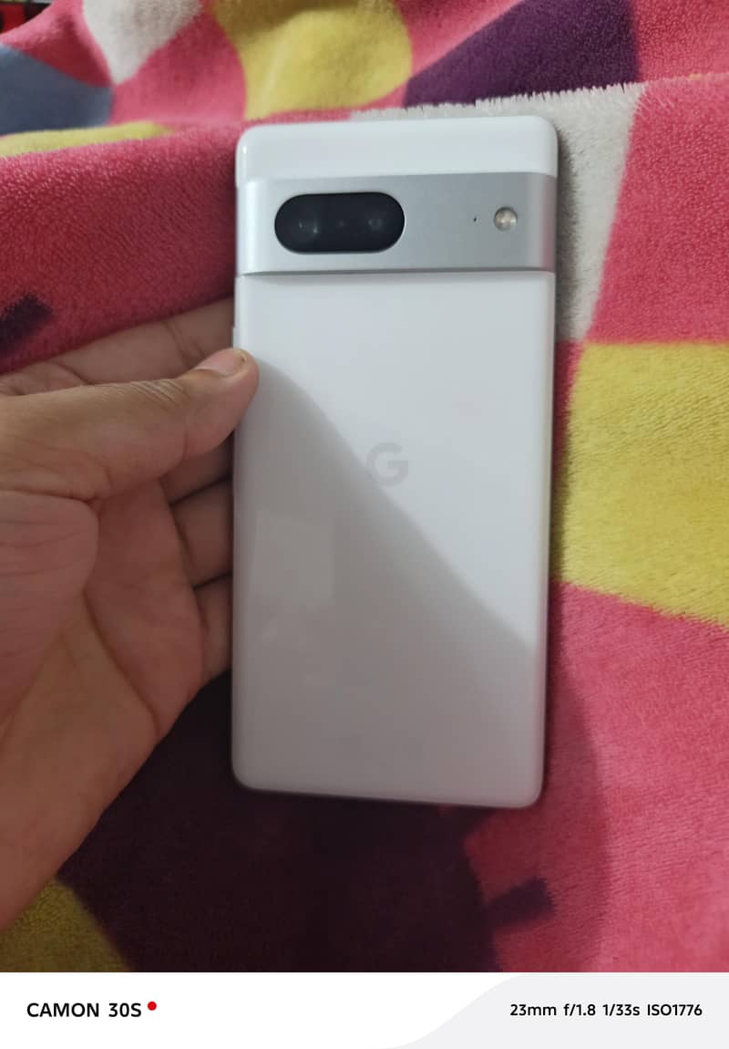 Google Pixel 7 3