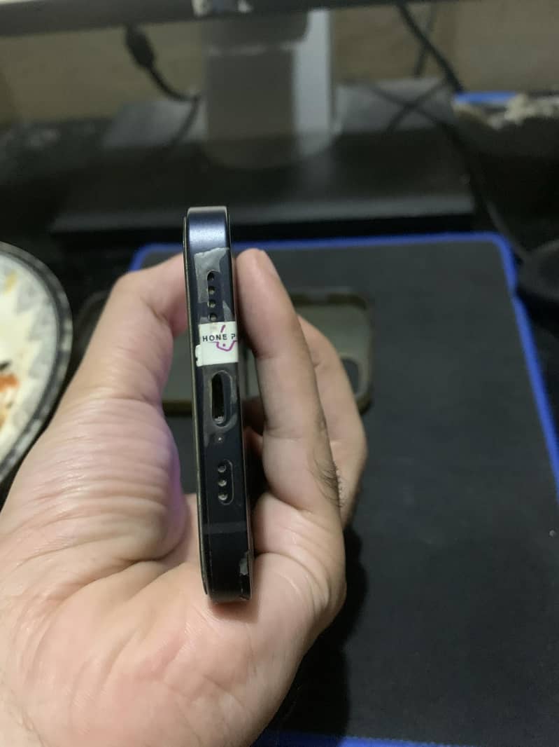 Apple iPhone 12 0