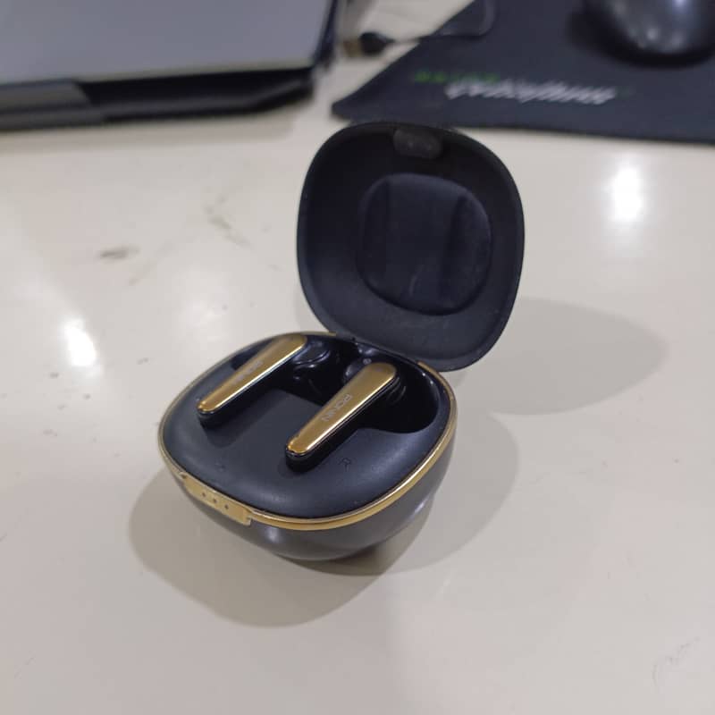 Ronin Eclipse Earbuds — Software Based | ANC + Transparency 4