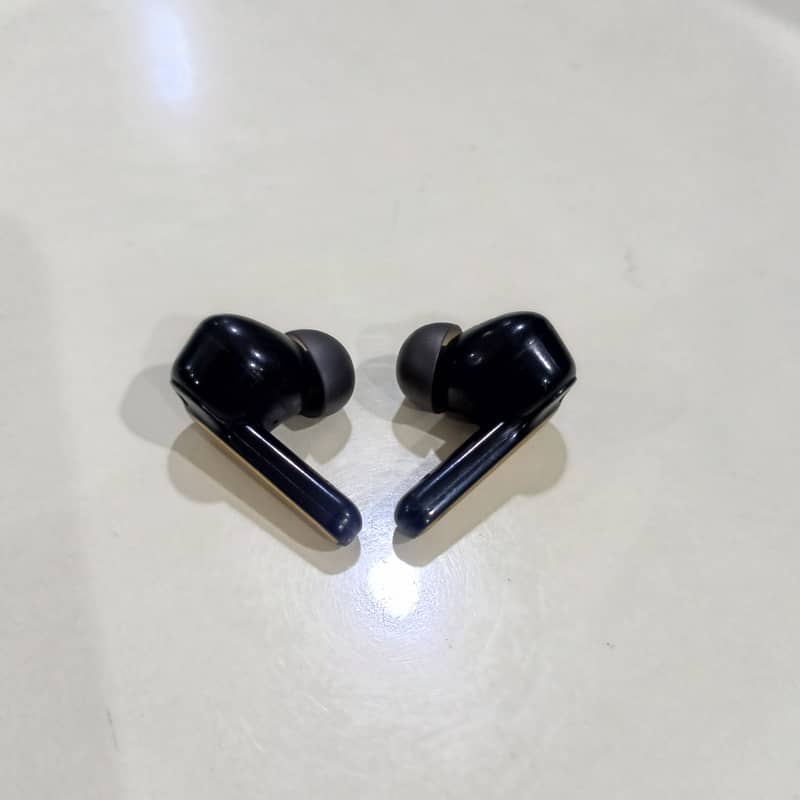 Ronin Eclipse Earbuds — Software Based | ANC + Transparency 5