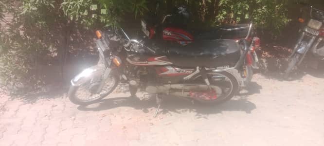 Yamaha Dhoom YD-70 2012 sale for Reasonable price