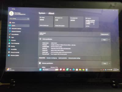 Asus laptop, graphic card installed.