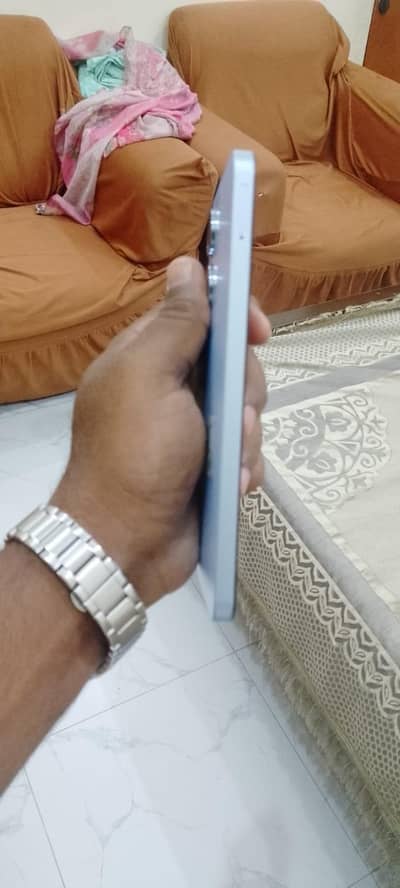 Realme Note 60