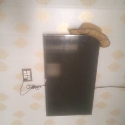 40 inches smart LED for sell