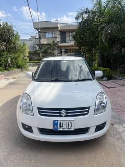 Suzuki Swift 2019 dlx genuine
