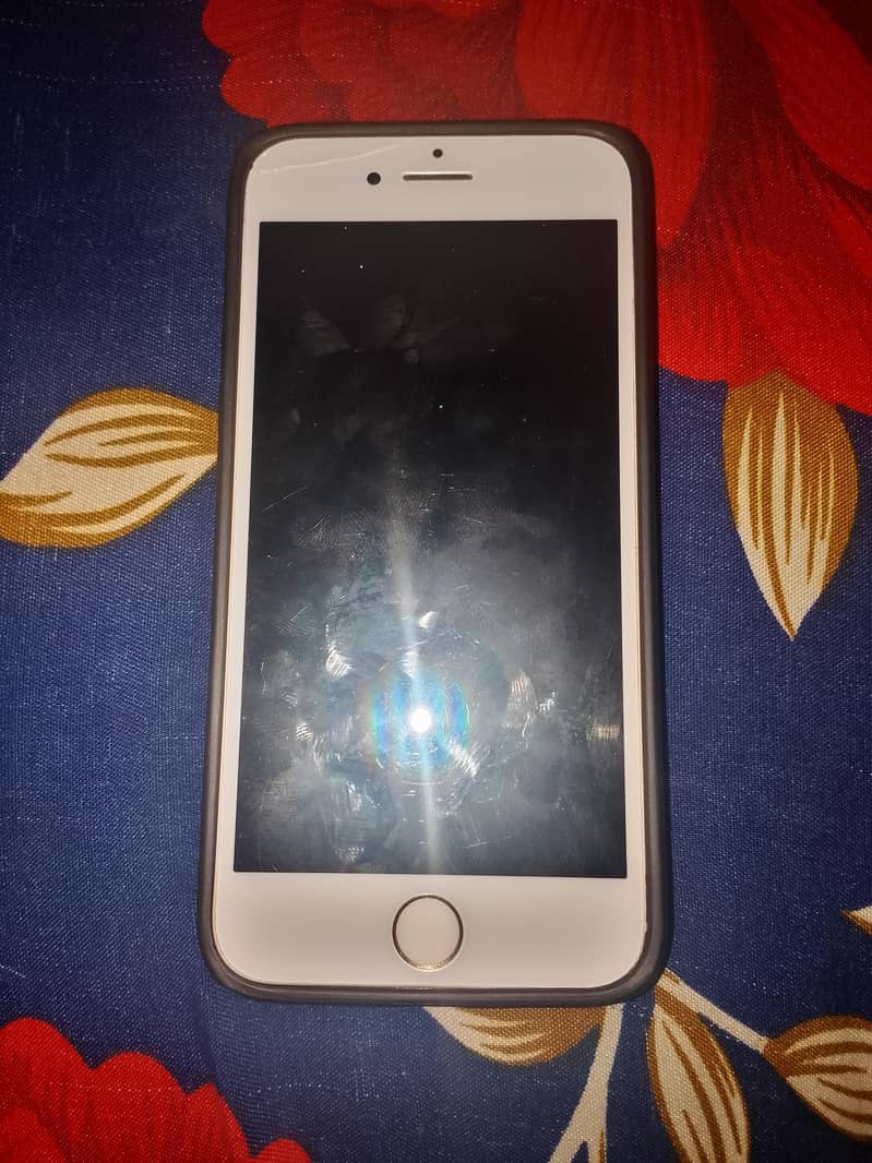 Apple iPhone 7 0