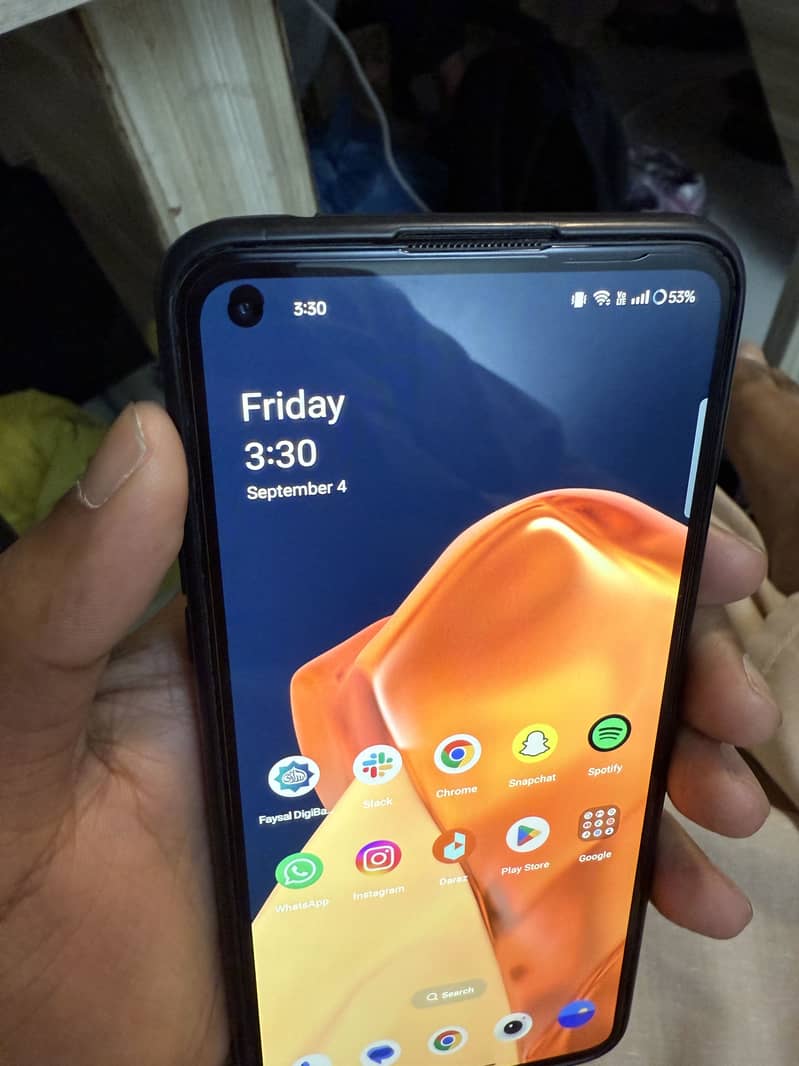 One Plus 9R 1