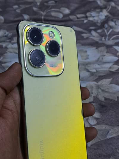 Infinix Hot 40 Pro