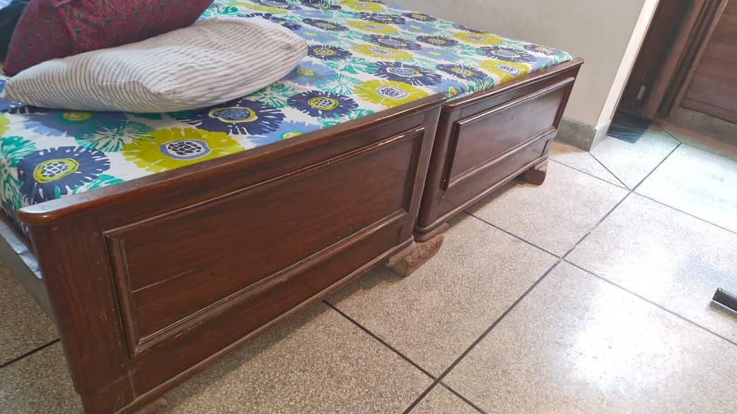 2 Single Bed 17