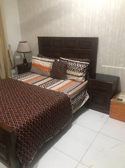 Minimalistic Queen sized bed set with mattress  (2 available)