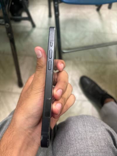 Apple iPhone 14