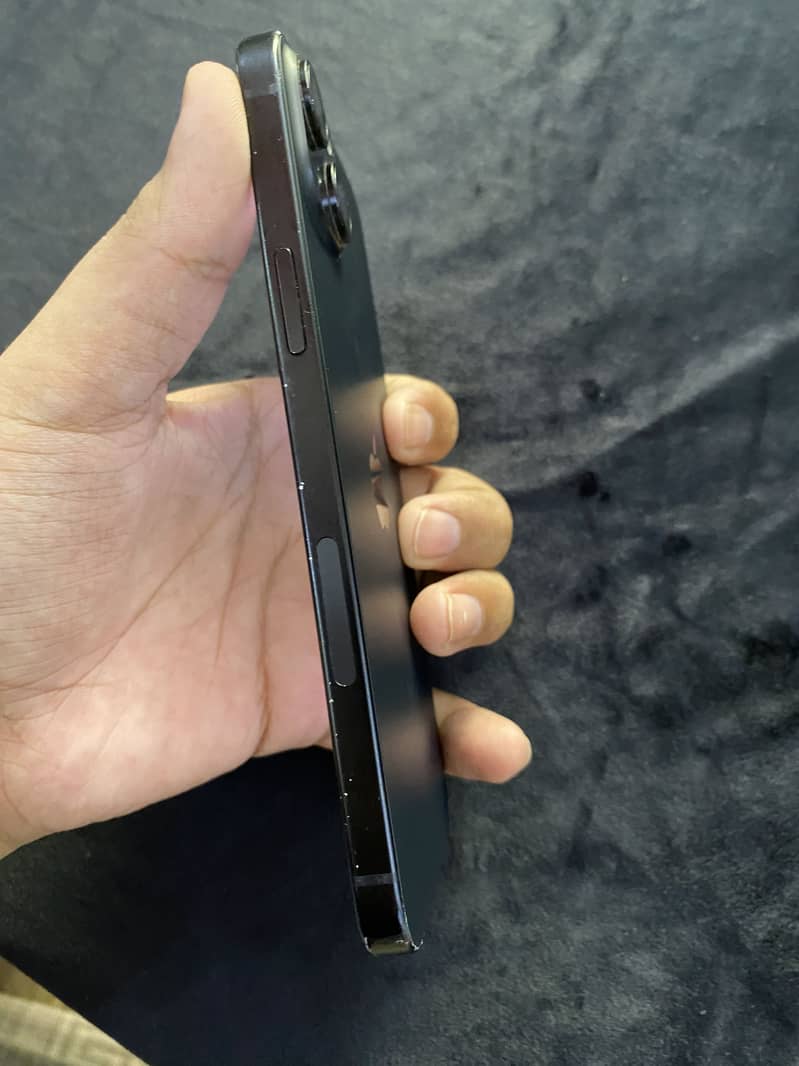 Apple iPhone 15 plus 1