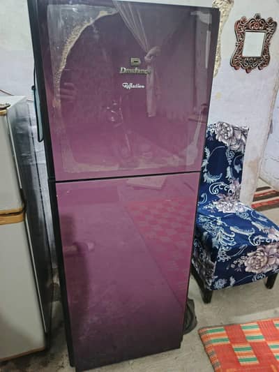 dawlance fridge for sell