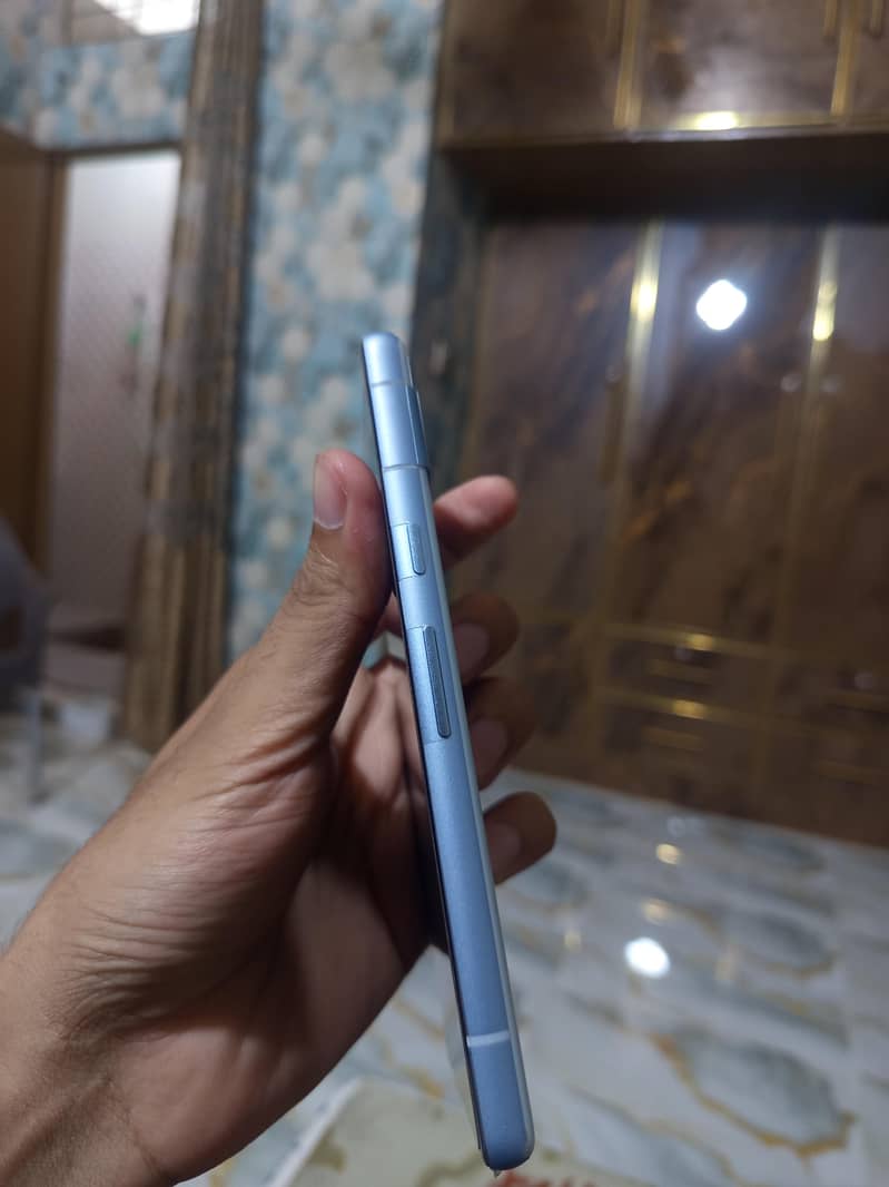 Google Pixel 7a 2