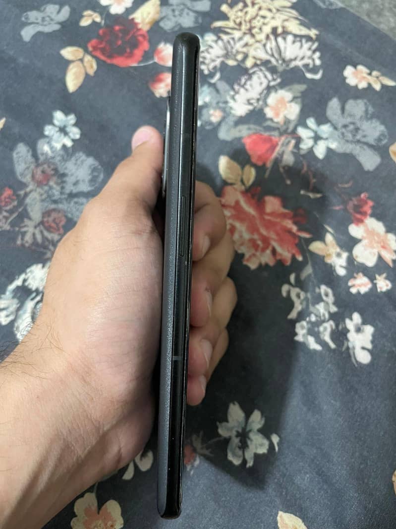One Plus 10 Pro 1