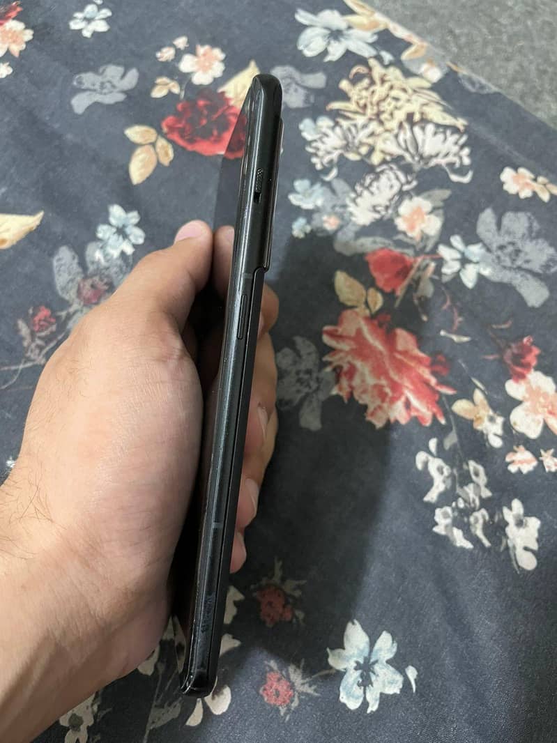 One Plus 10 Pro 3