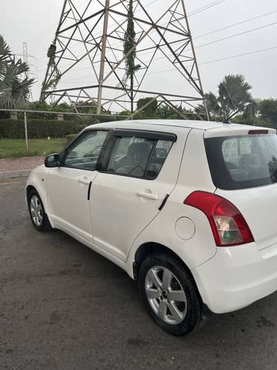 Suzuki Swift 2011