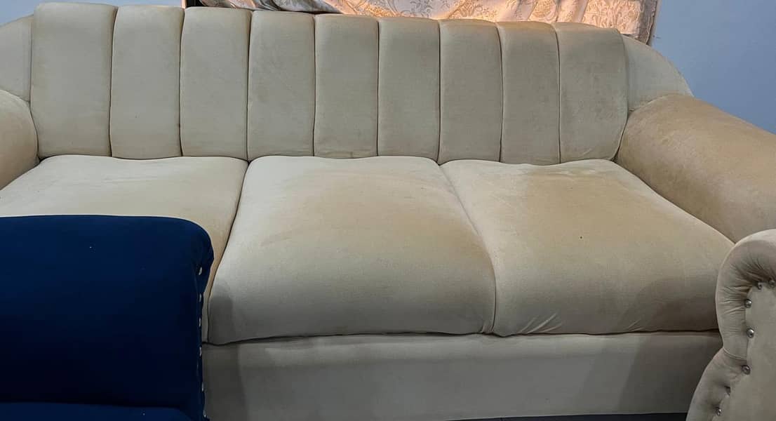 Sofa. 1
