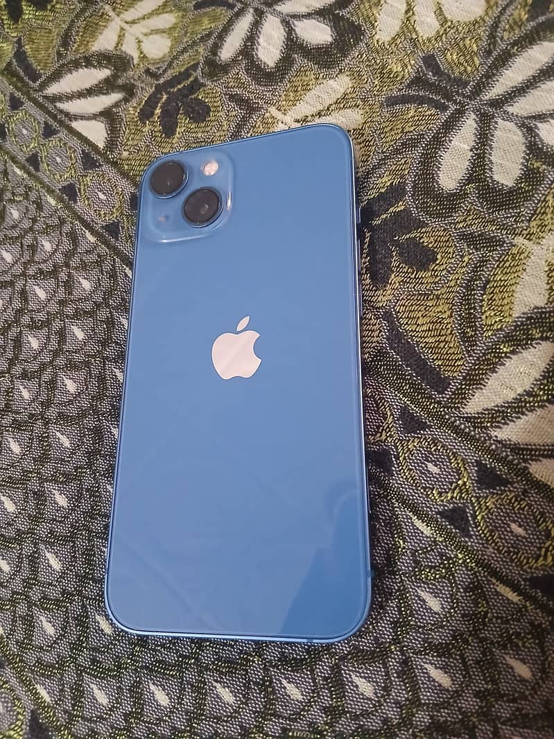 Apple iPhone 13 0