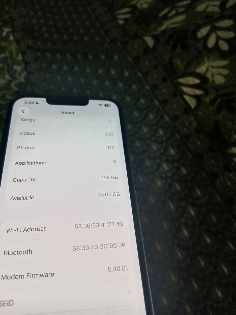Apple iPhone 13 6